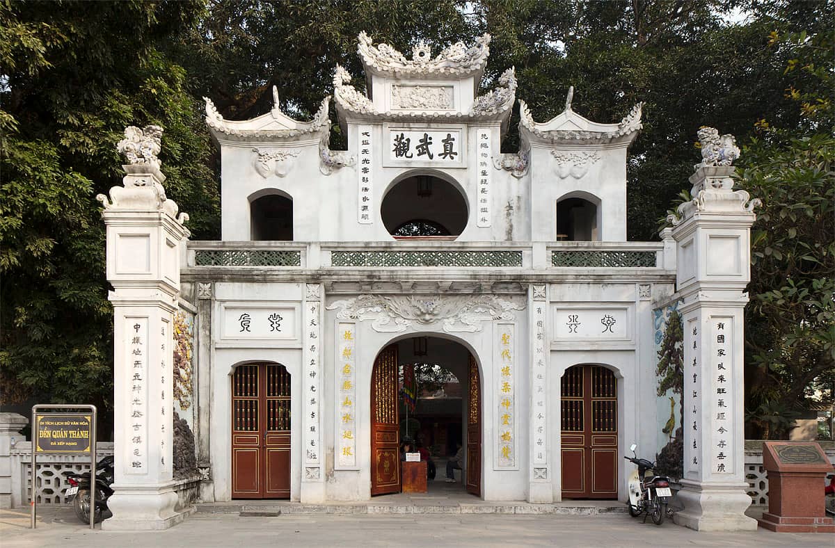 Intricate Architecture