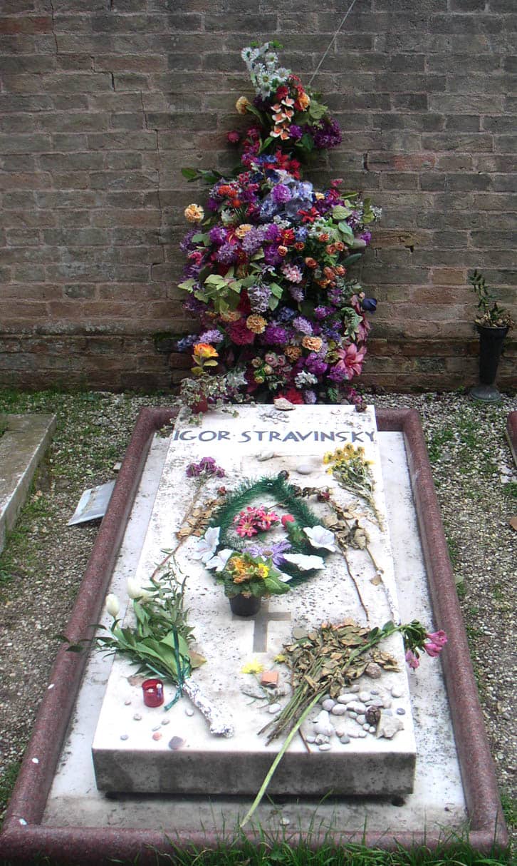 Tombs of Famous Figures