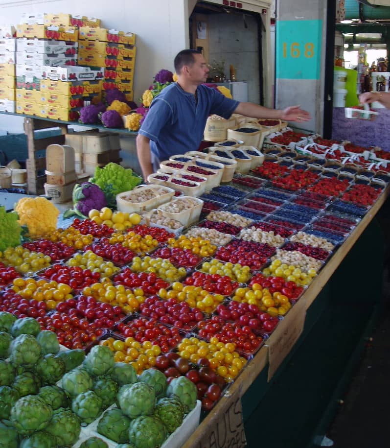 Marché Jean-Talon (nearby)