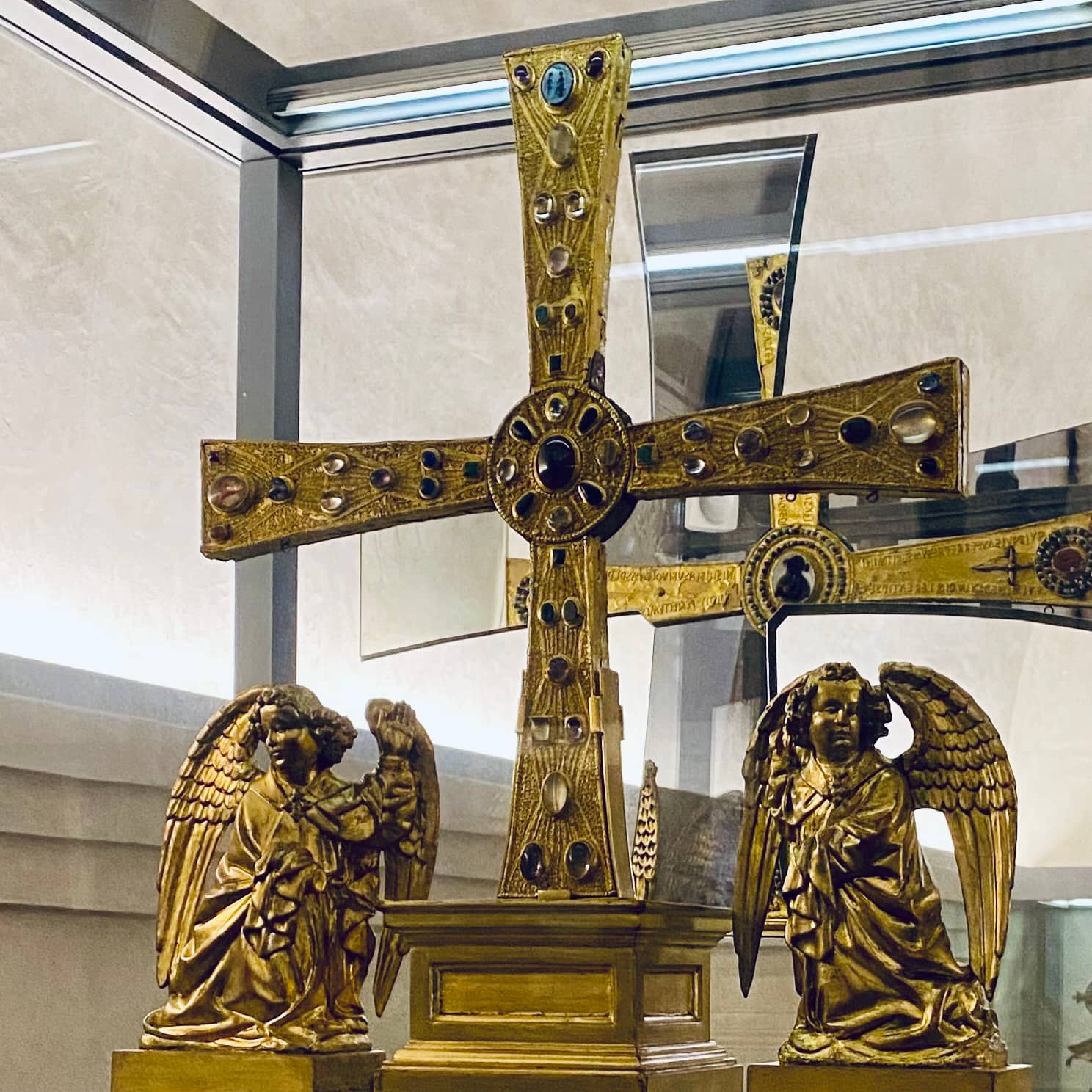 Christian Cross Motifs