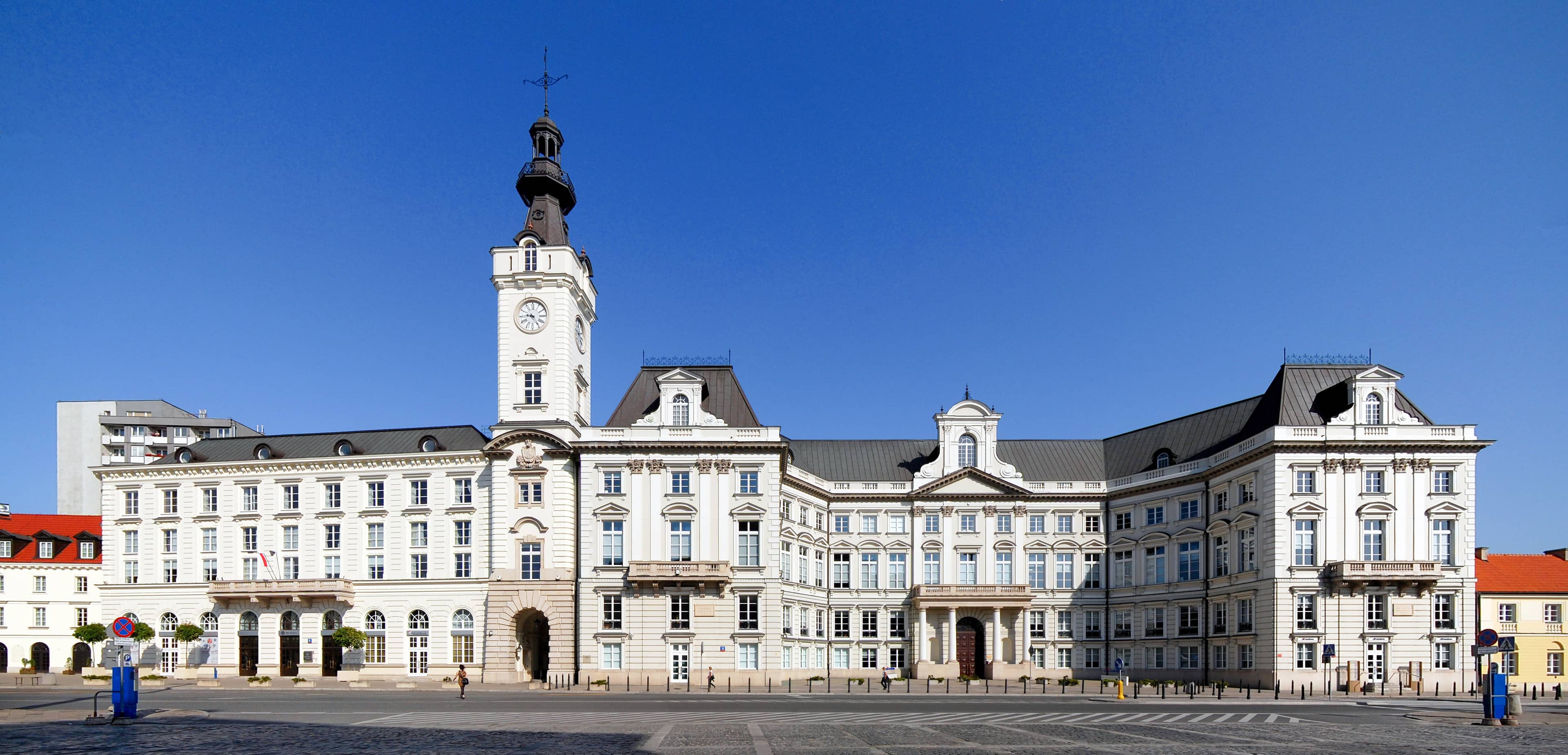 Jabłonowski Palace Facade