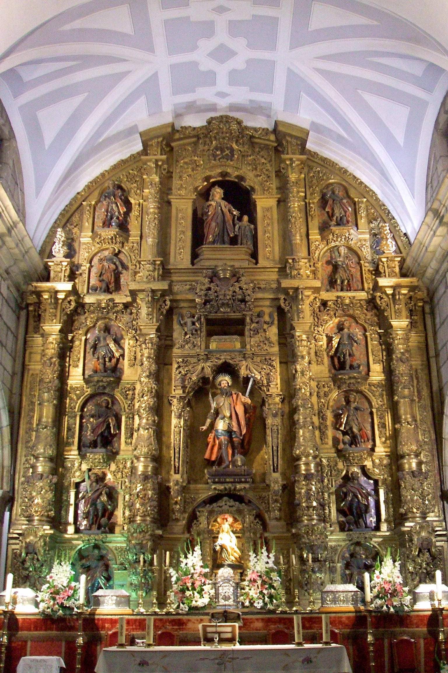 Intricate Altars