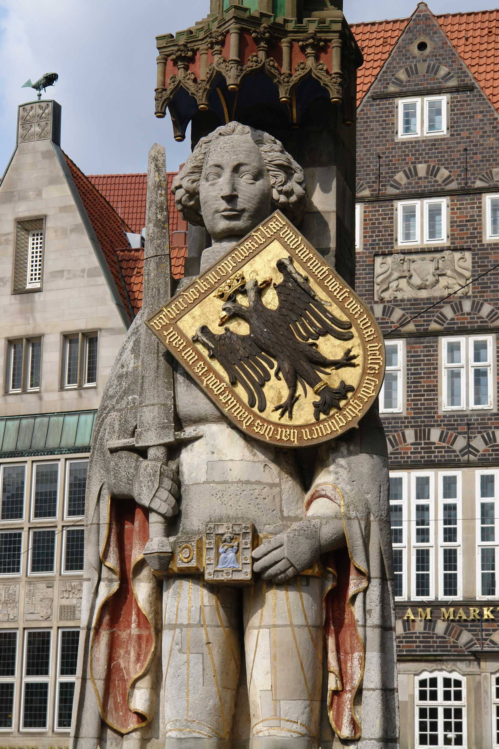 Roland Statue