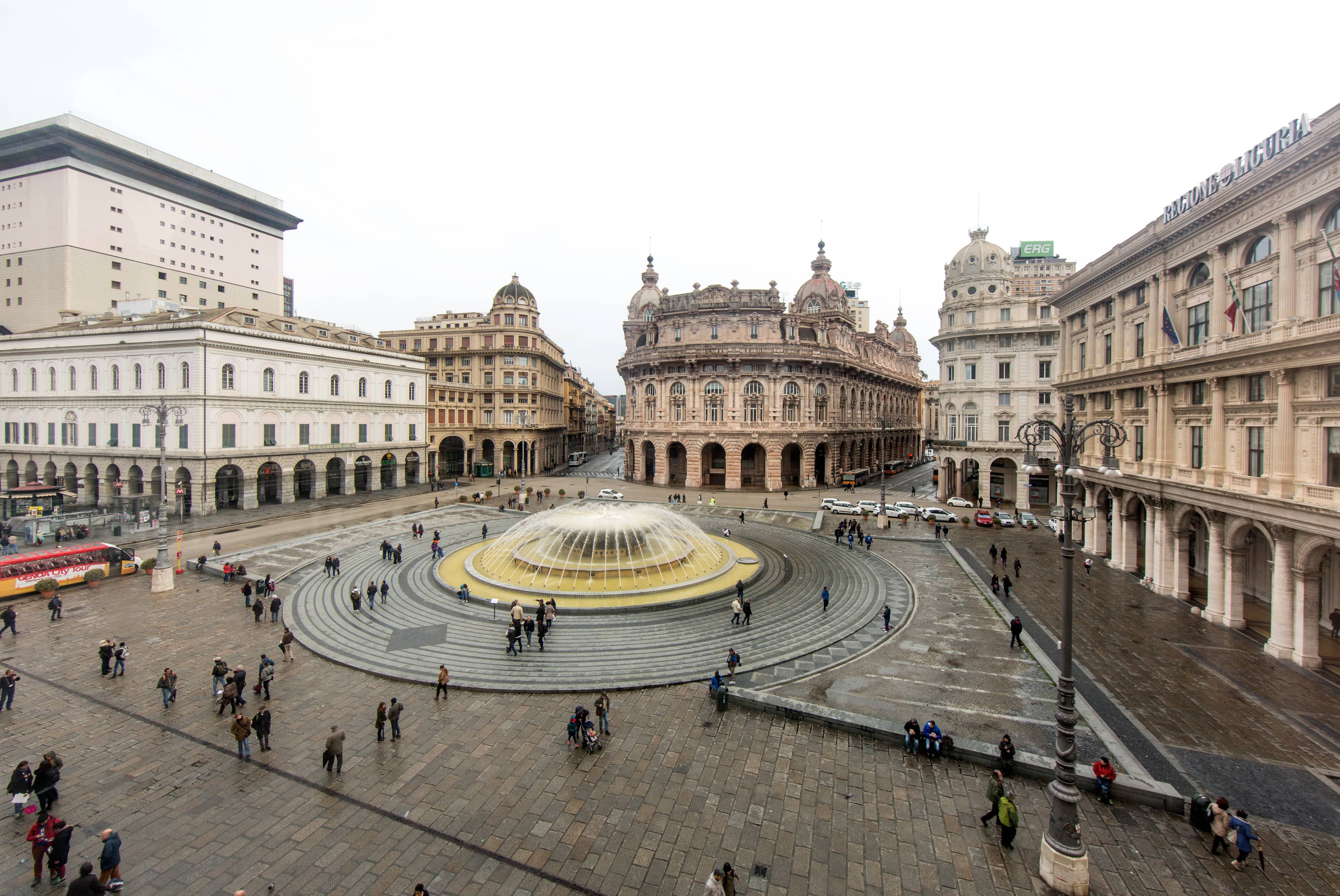Piazza De Ferrari
