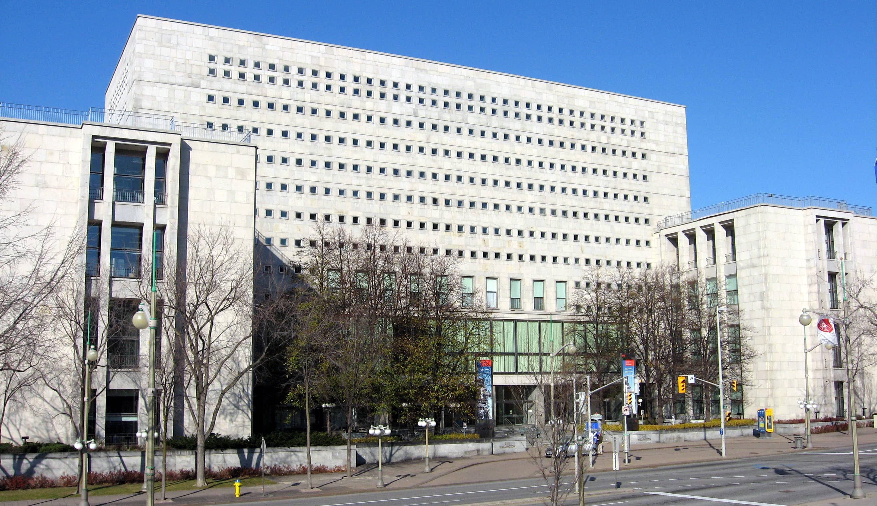 National Archives of Canada