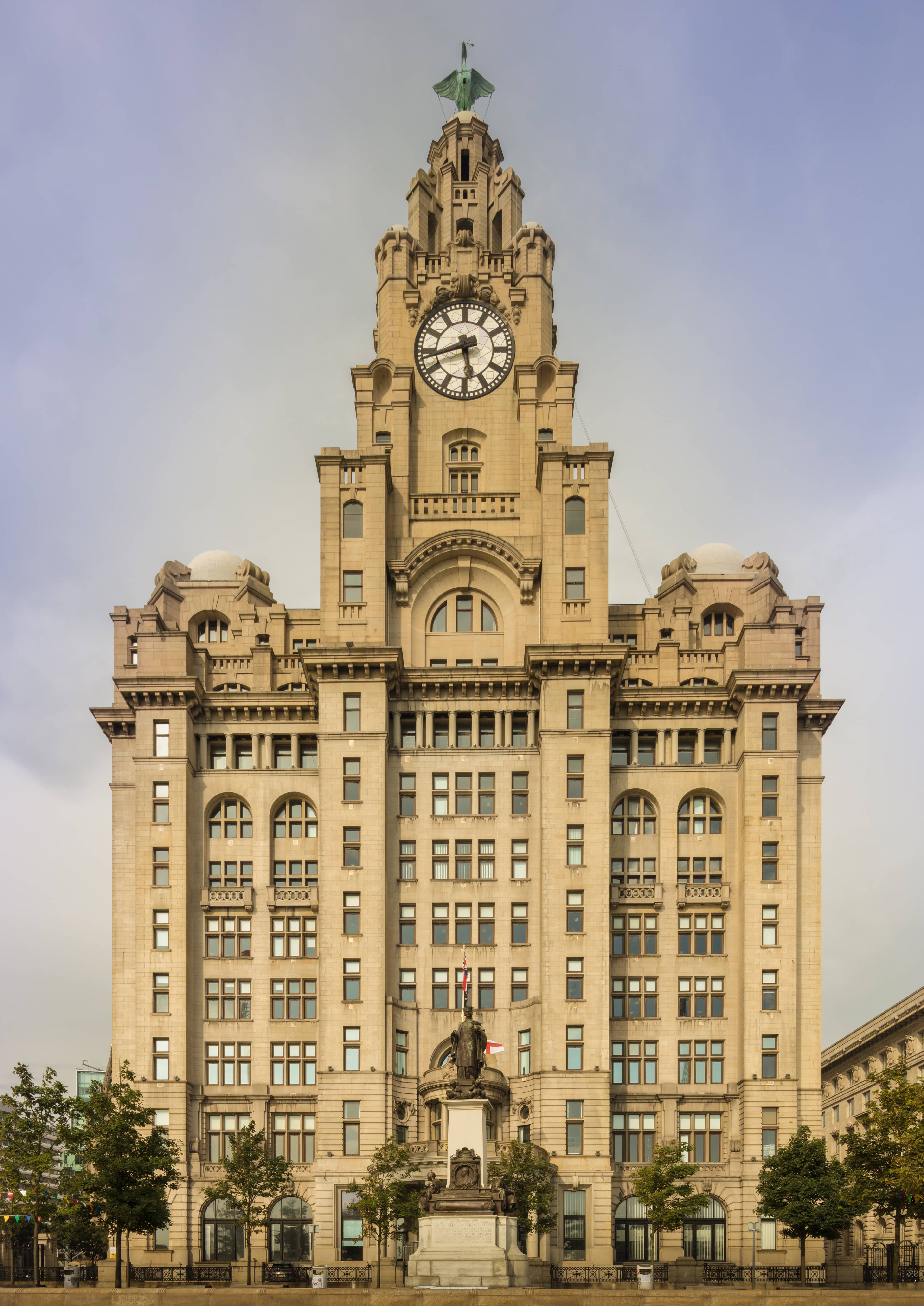 Art Deco Grandeur