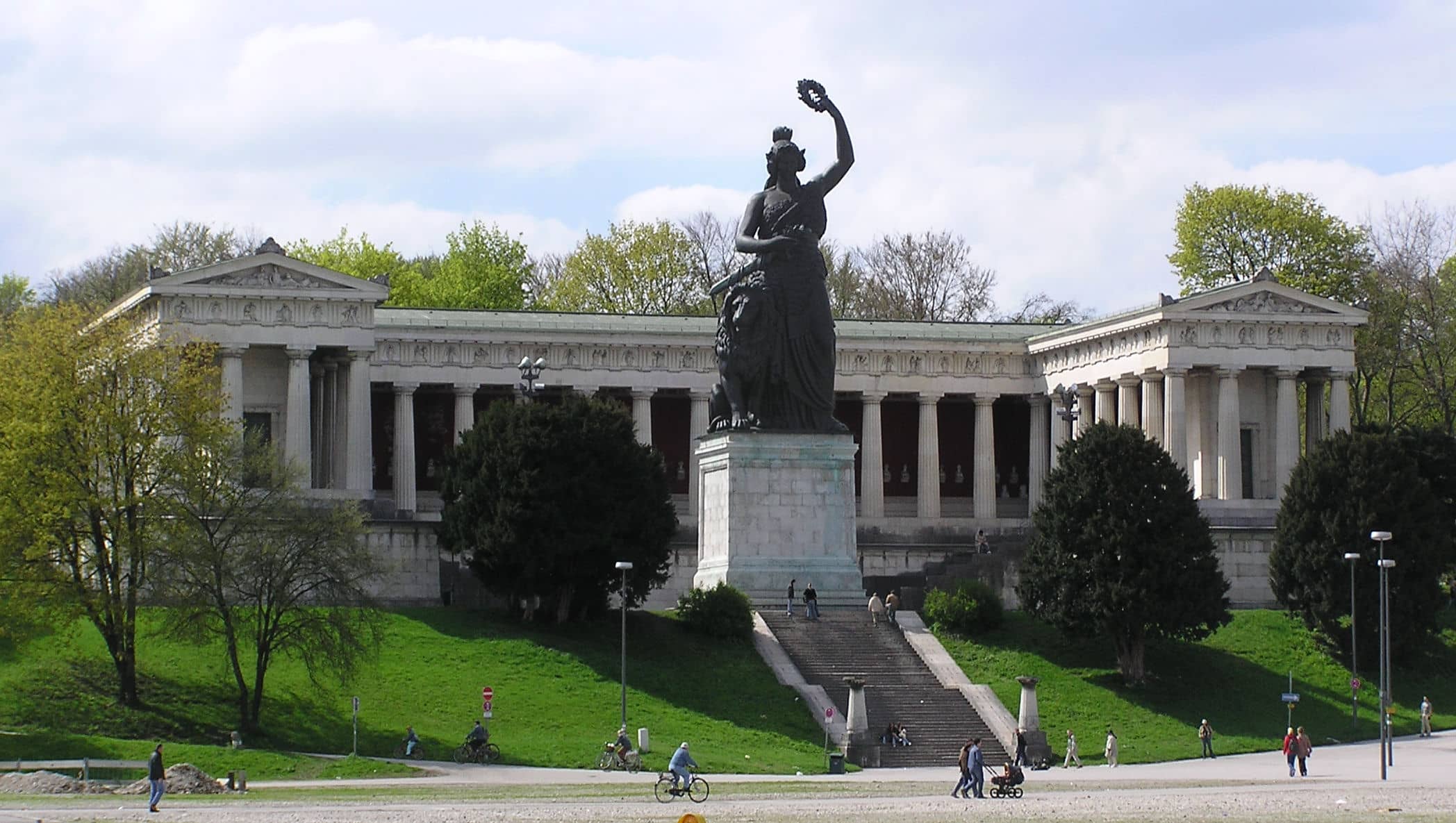 Hall of Fame (Ruhmeshalle)