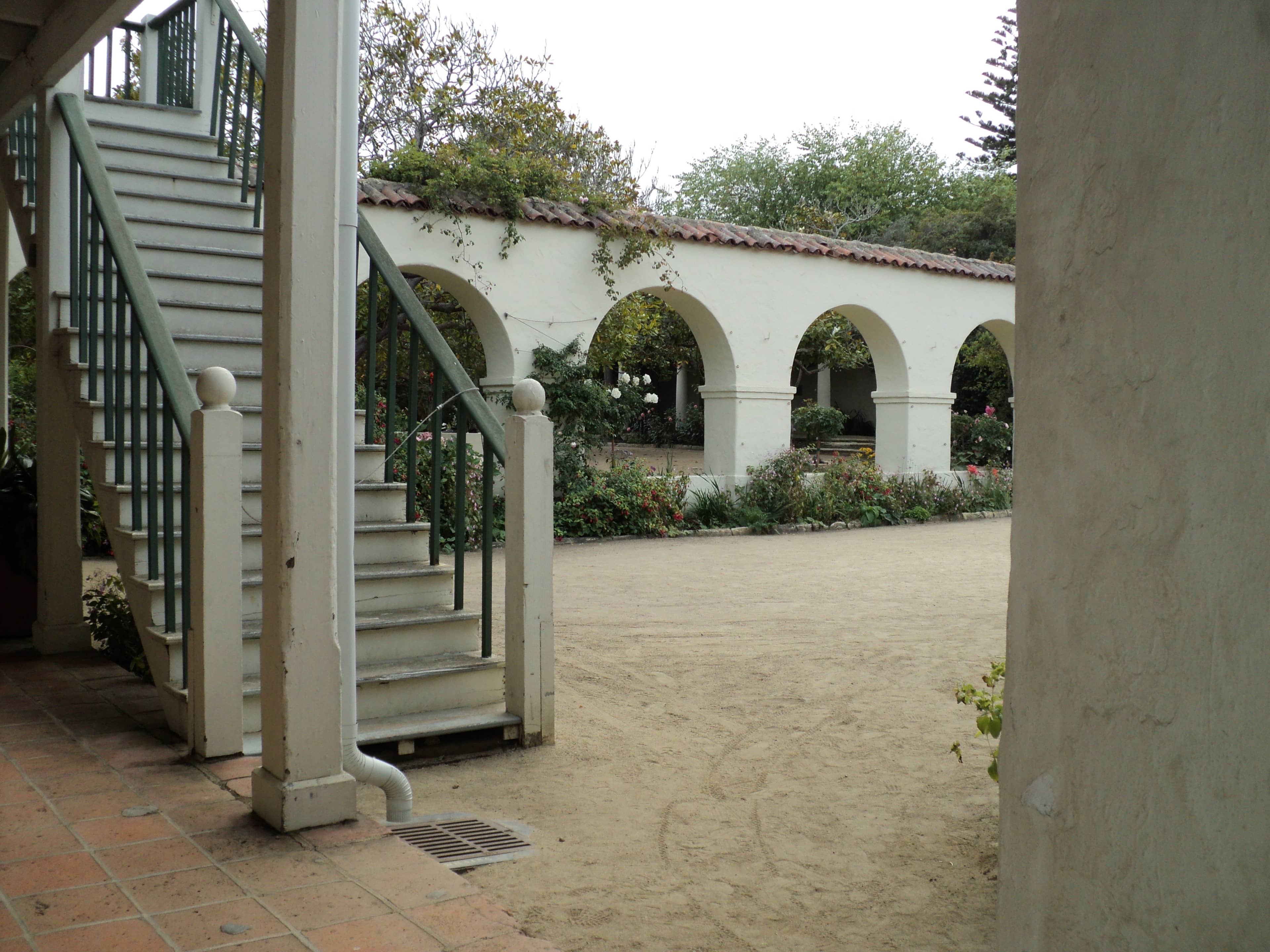Tranquil Courtyard Garden