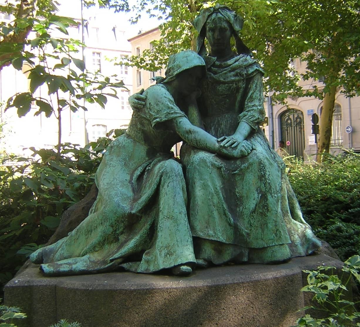 Impressive Statue