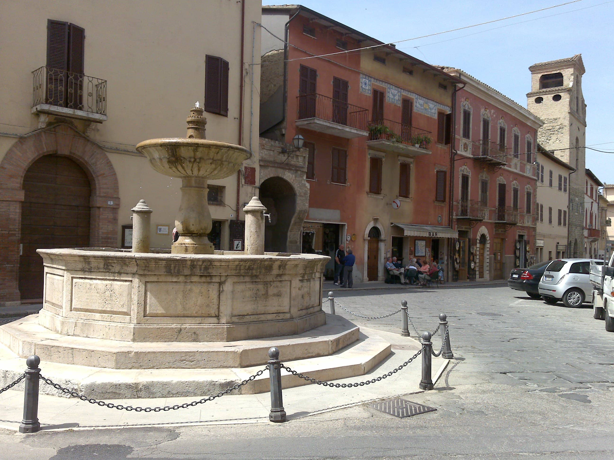 Piazza dei Consoli