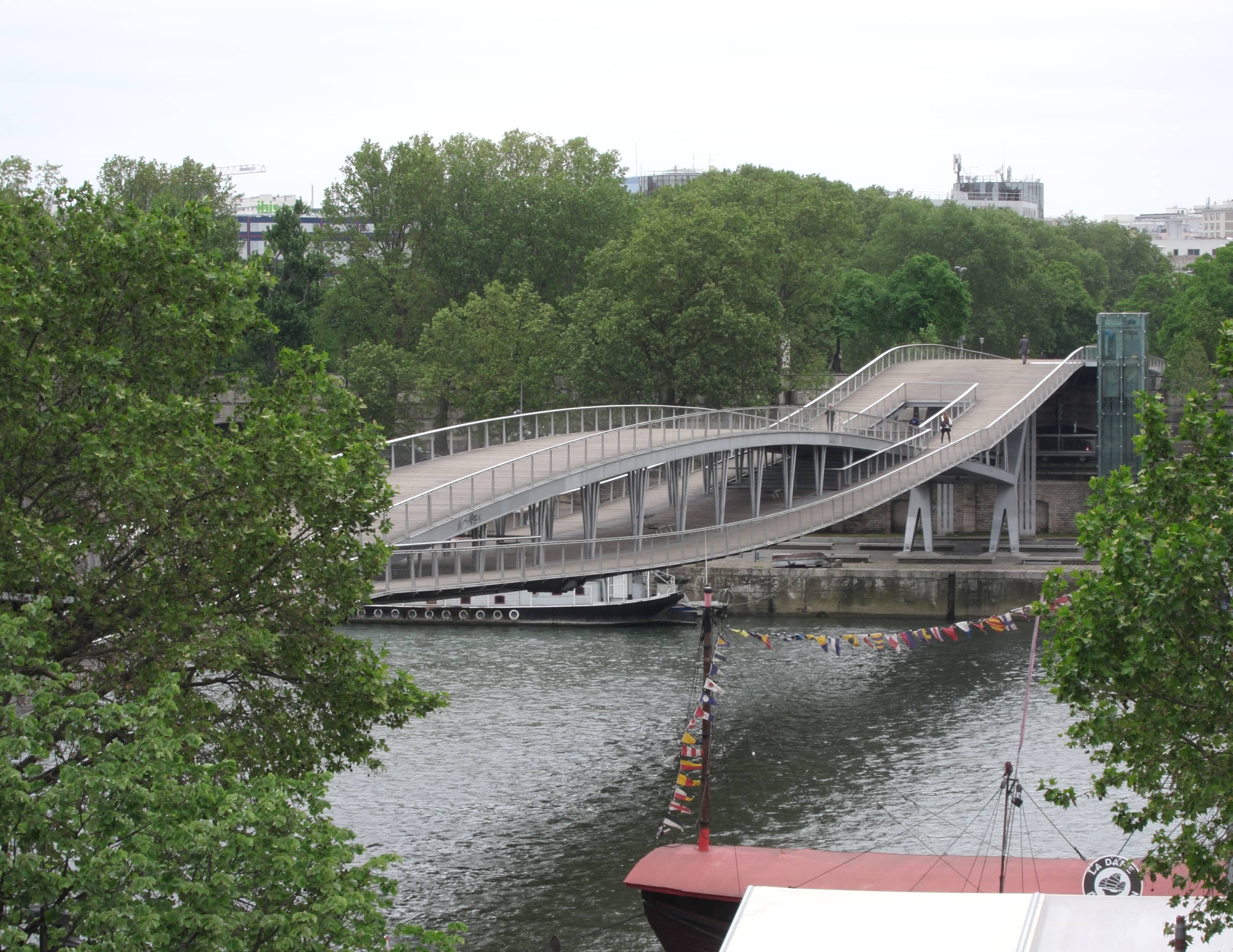 Pedestrian Promenade
