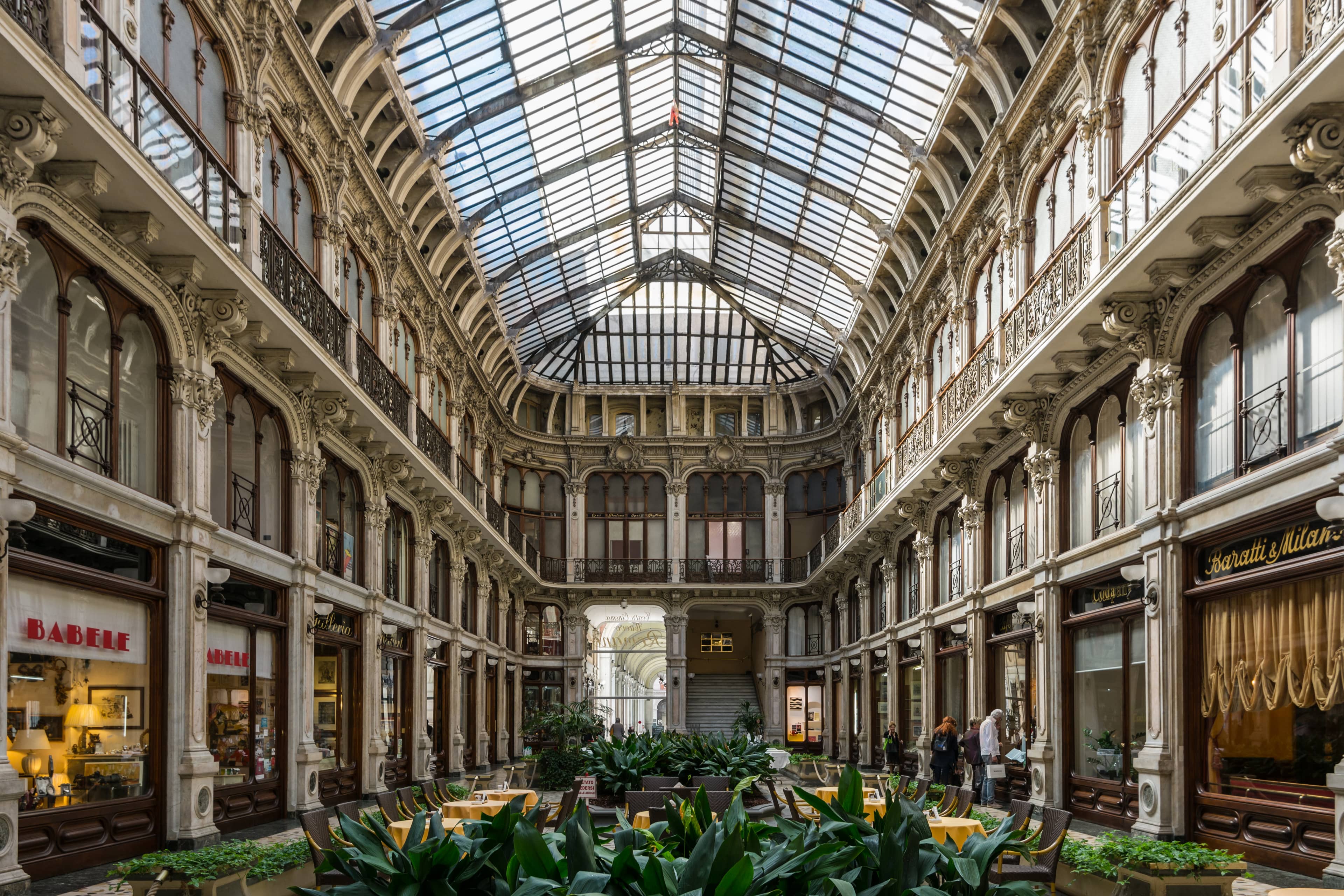 Chic Boutiques