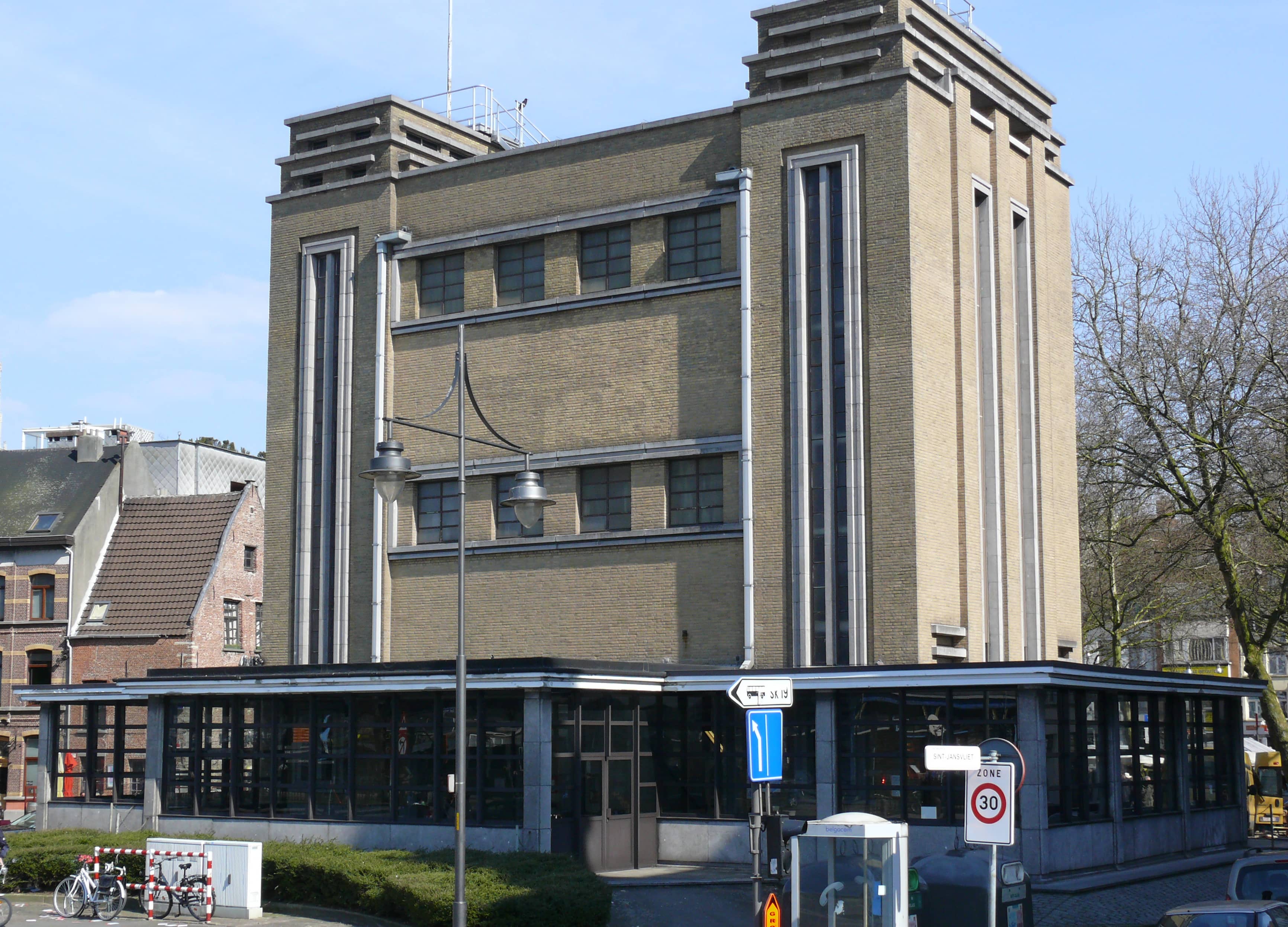 Sint-Anna Pedestrian Tunnel
