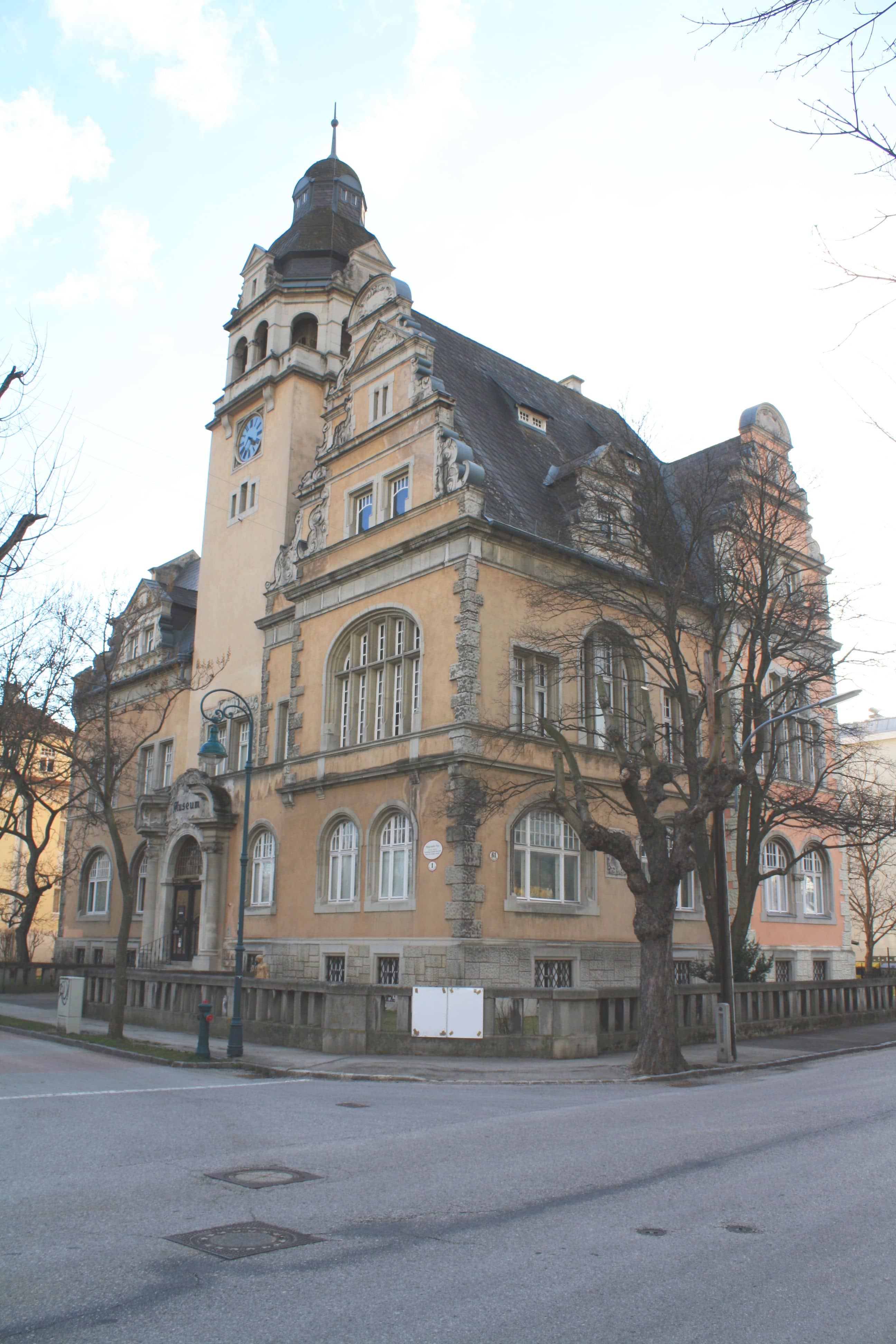 Historic Villa Setting