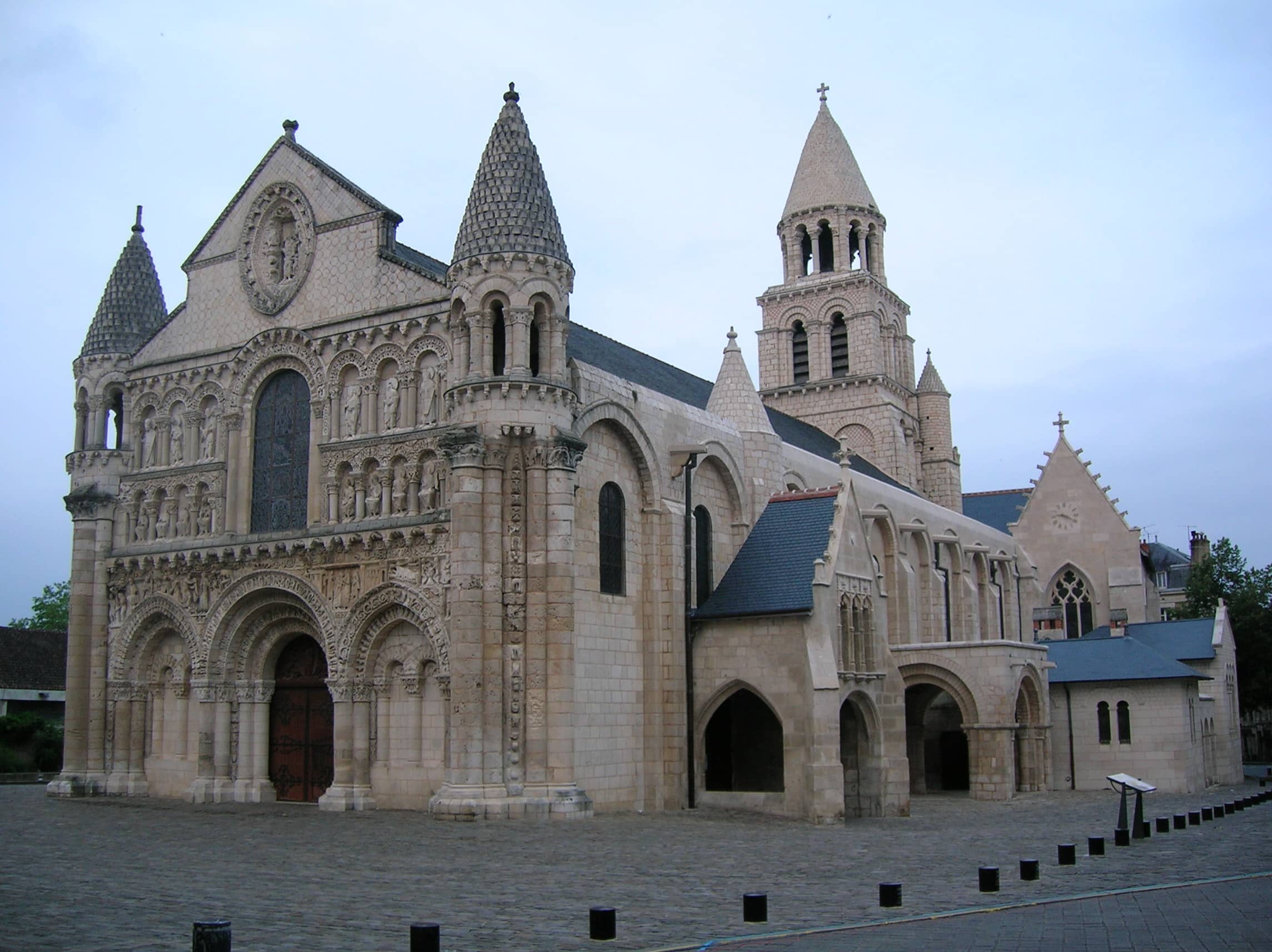 Romanesque Architecture
