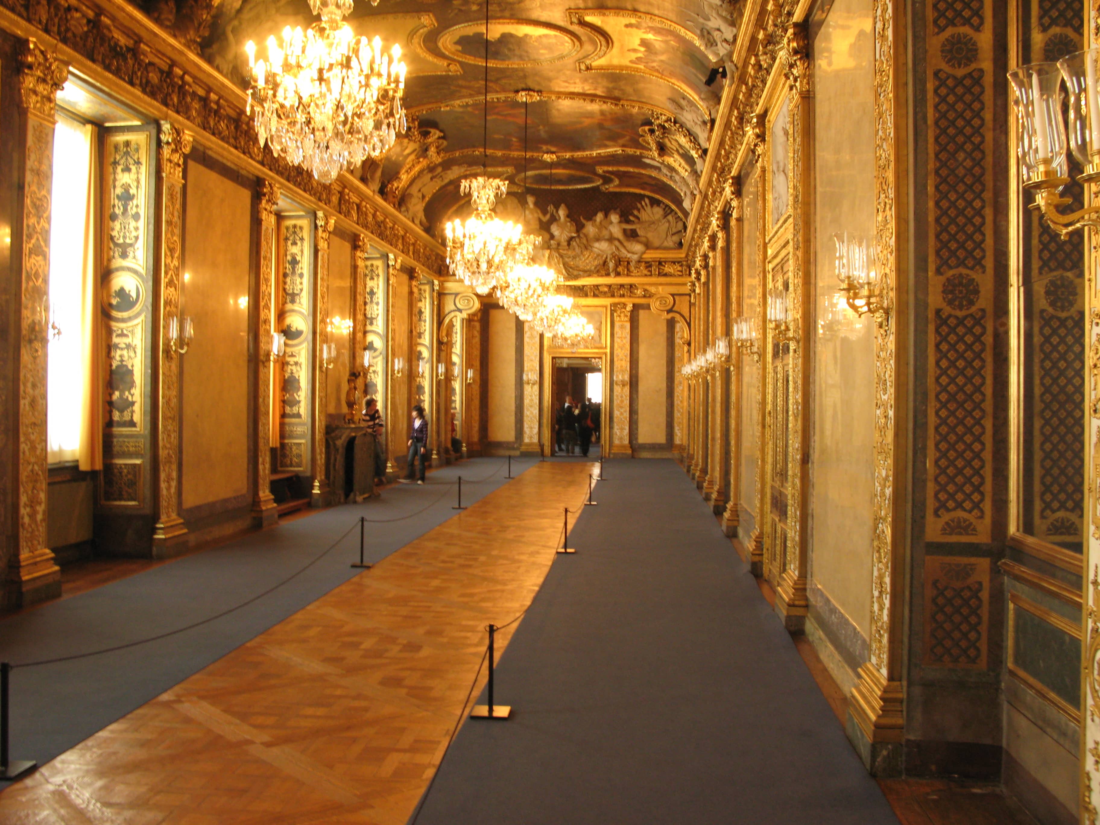 Royal Apartments