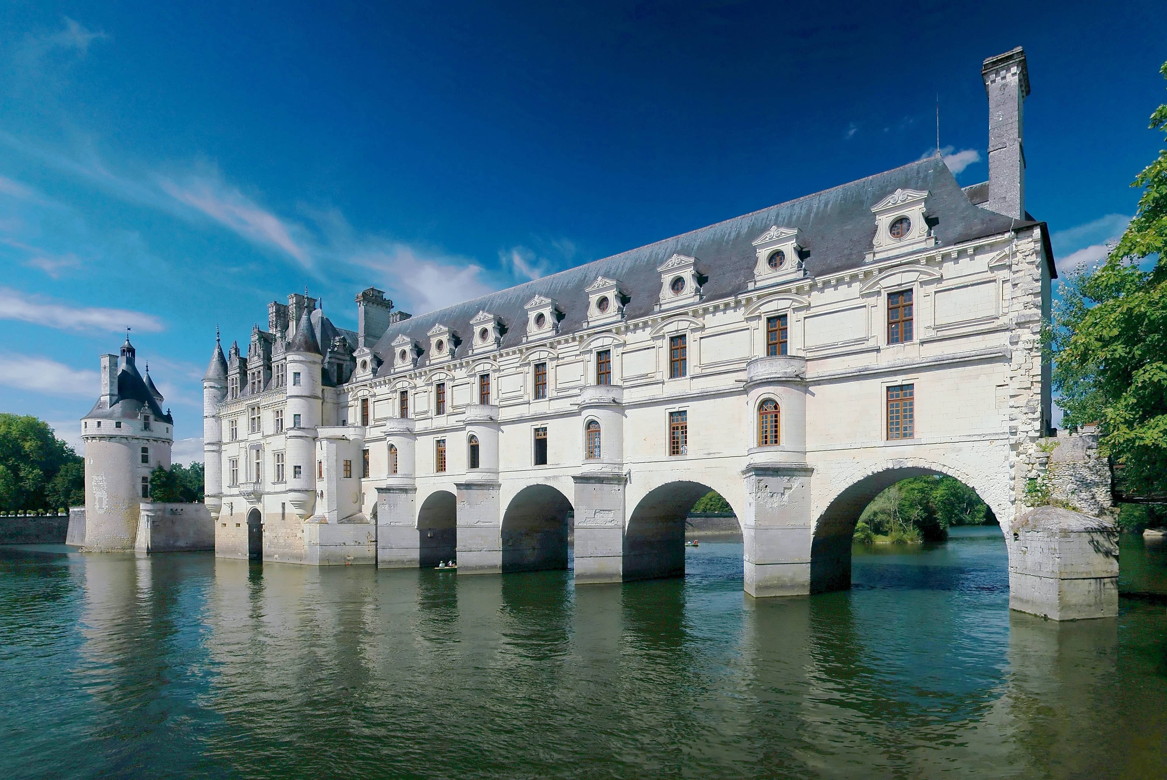 Proximity to Chenonceaux
