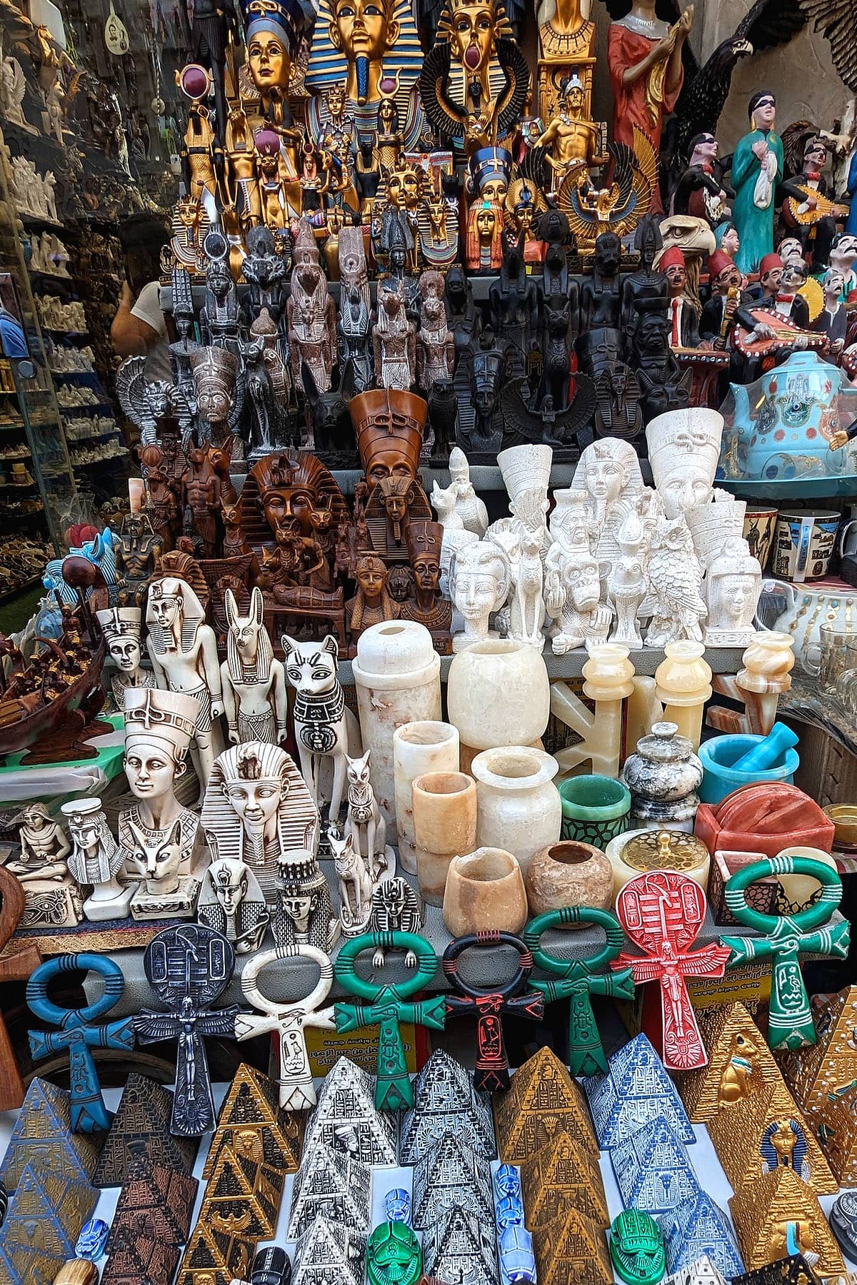 Artisan Crafts & Souvenirs
