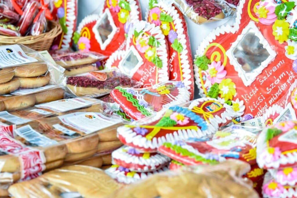 Artisan Crafts & Souvenirs