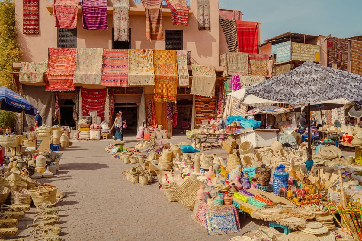 Local Markets & Artisans