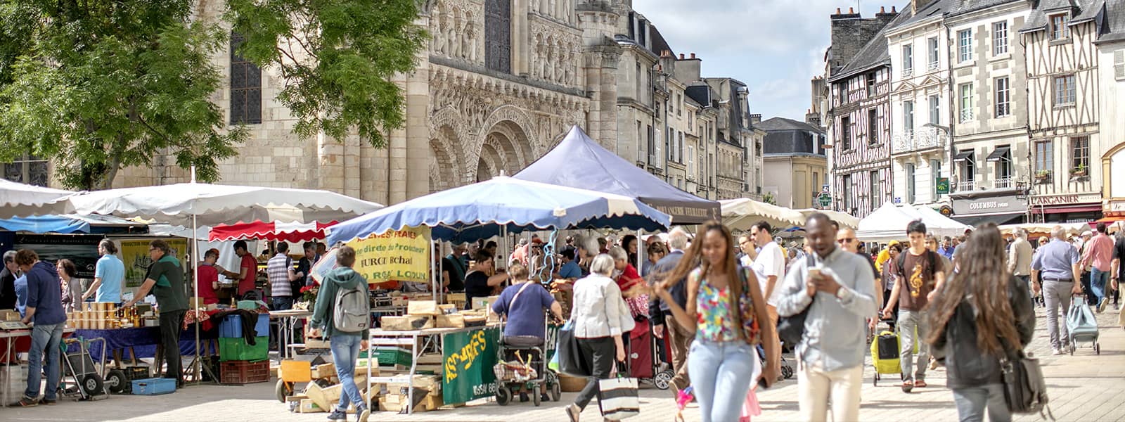 Weekend Outdoor Markets