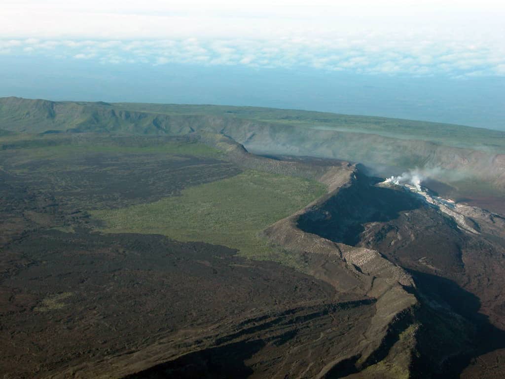 Sierra Negra Caldera Views