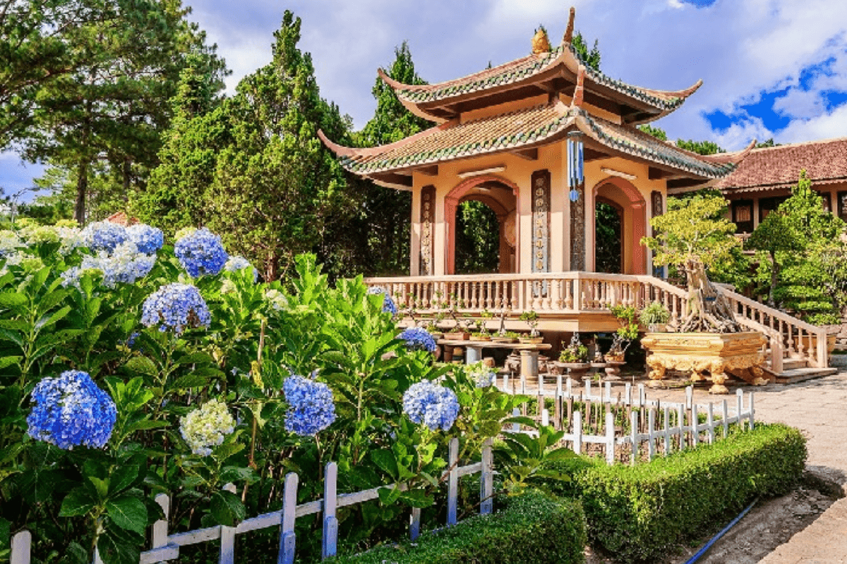 Truc Lam Monastery