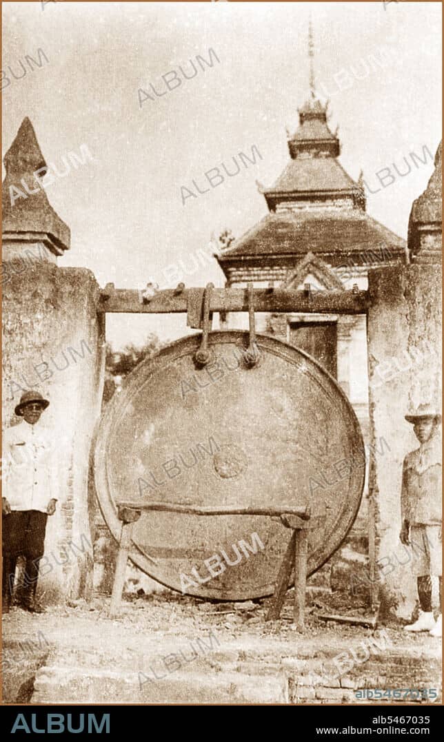 World's Largest Bronze Gong
