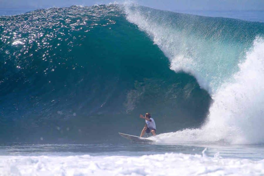 Powerful Surf Breaks
