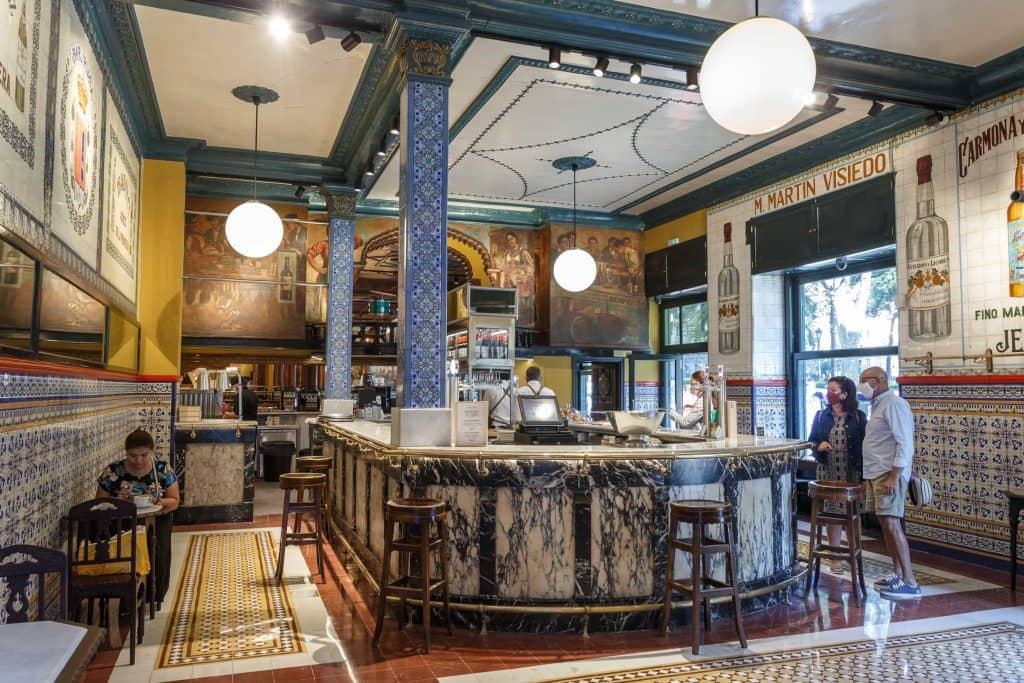 Artisan Shops & Cafes
