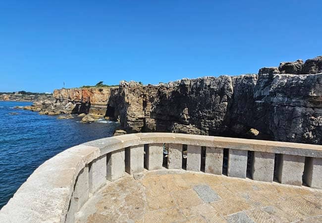 Dramatic Cliffside Walkways