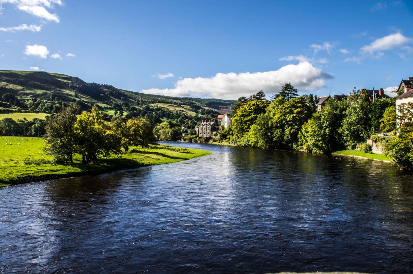 Scenic Dee Valley Views