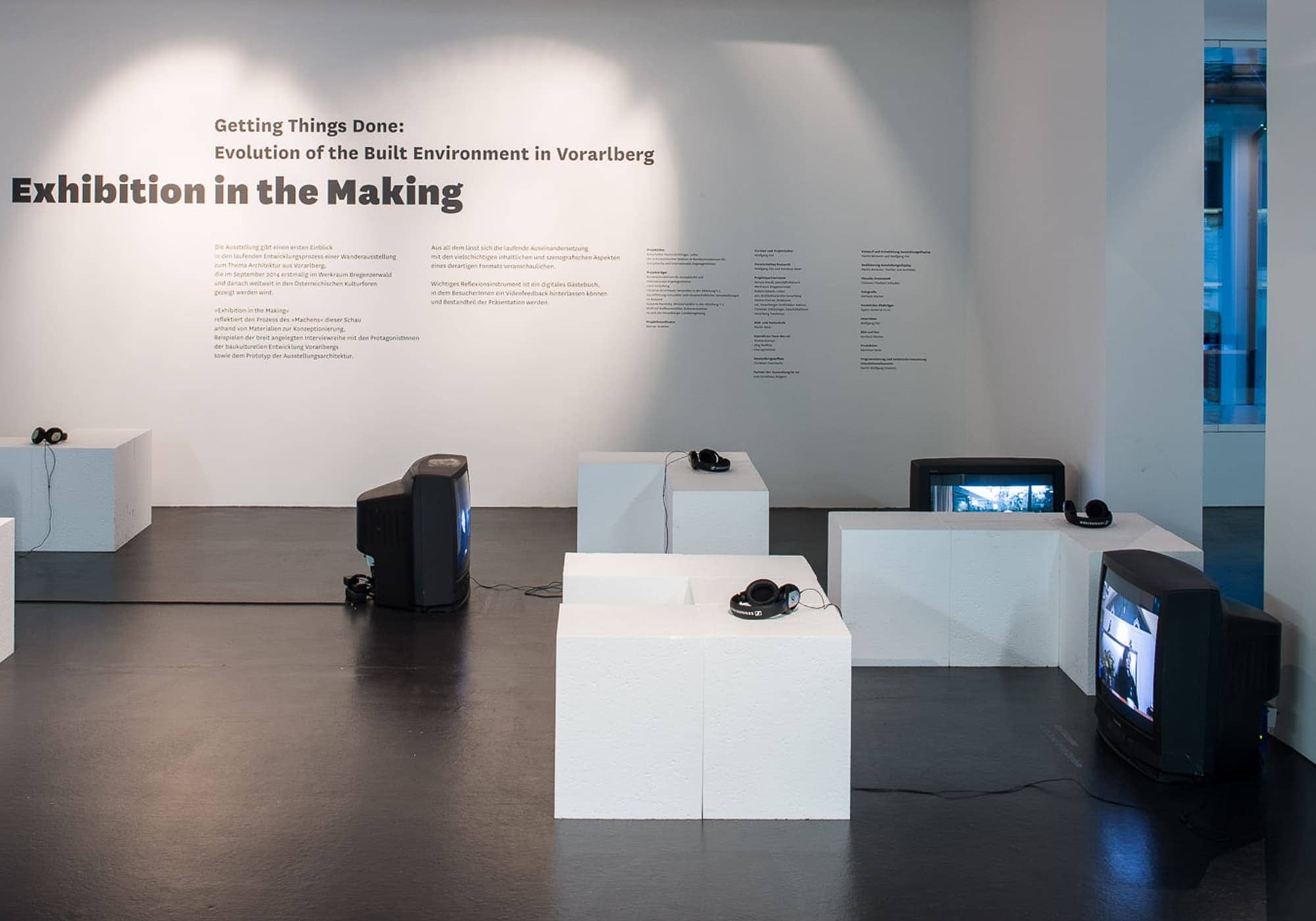 Illuminating Exhibitions