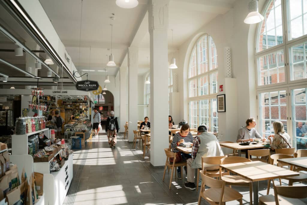 Gourmet Eateries & Cafes