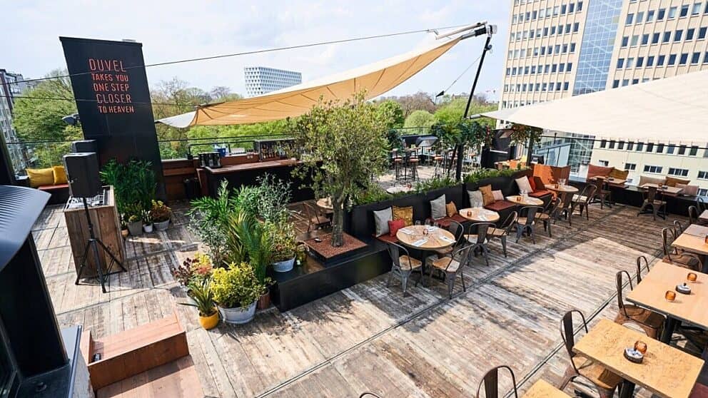Courtyard Terrace Bar