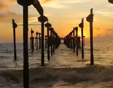 Historic Pier & Lighthouse