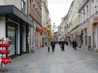 Boutiques & Local Crafts