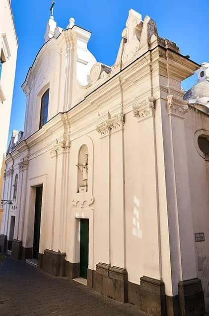 Tomb of the Last King of Naples