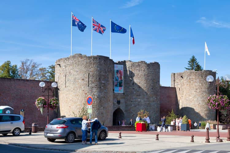 Péronne Castle History