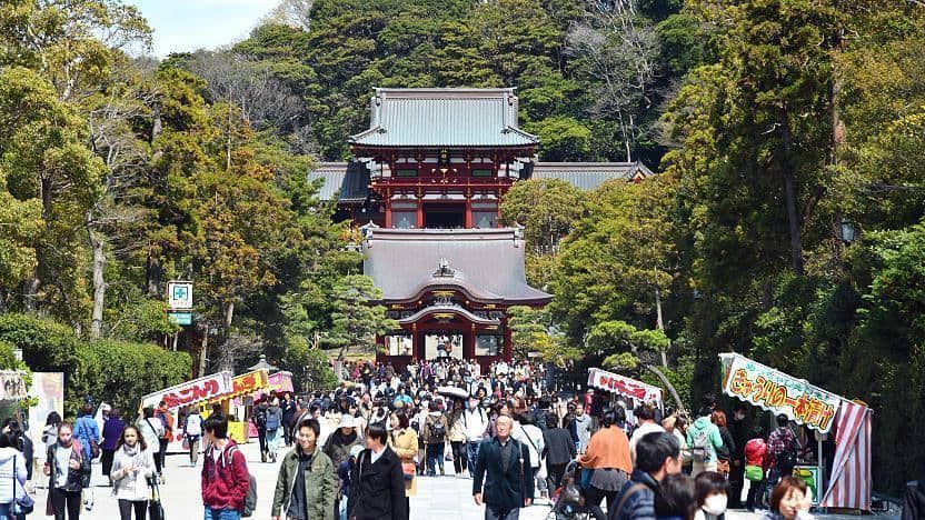 Gateway to Tsurugaoka Hachimangu
