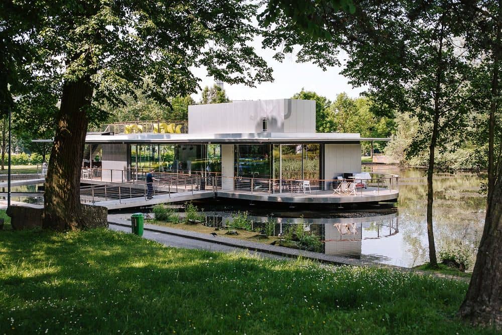 Campus Lake & Cafes