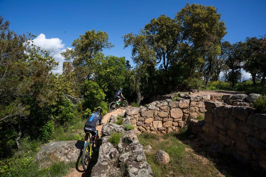 Montbarbat Trails