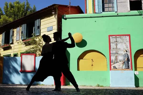 Street Art & Tango