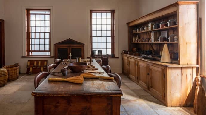 Colonial Furnishings