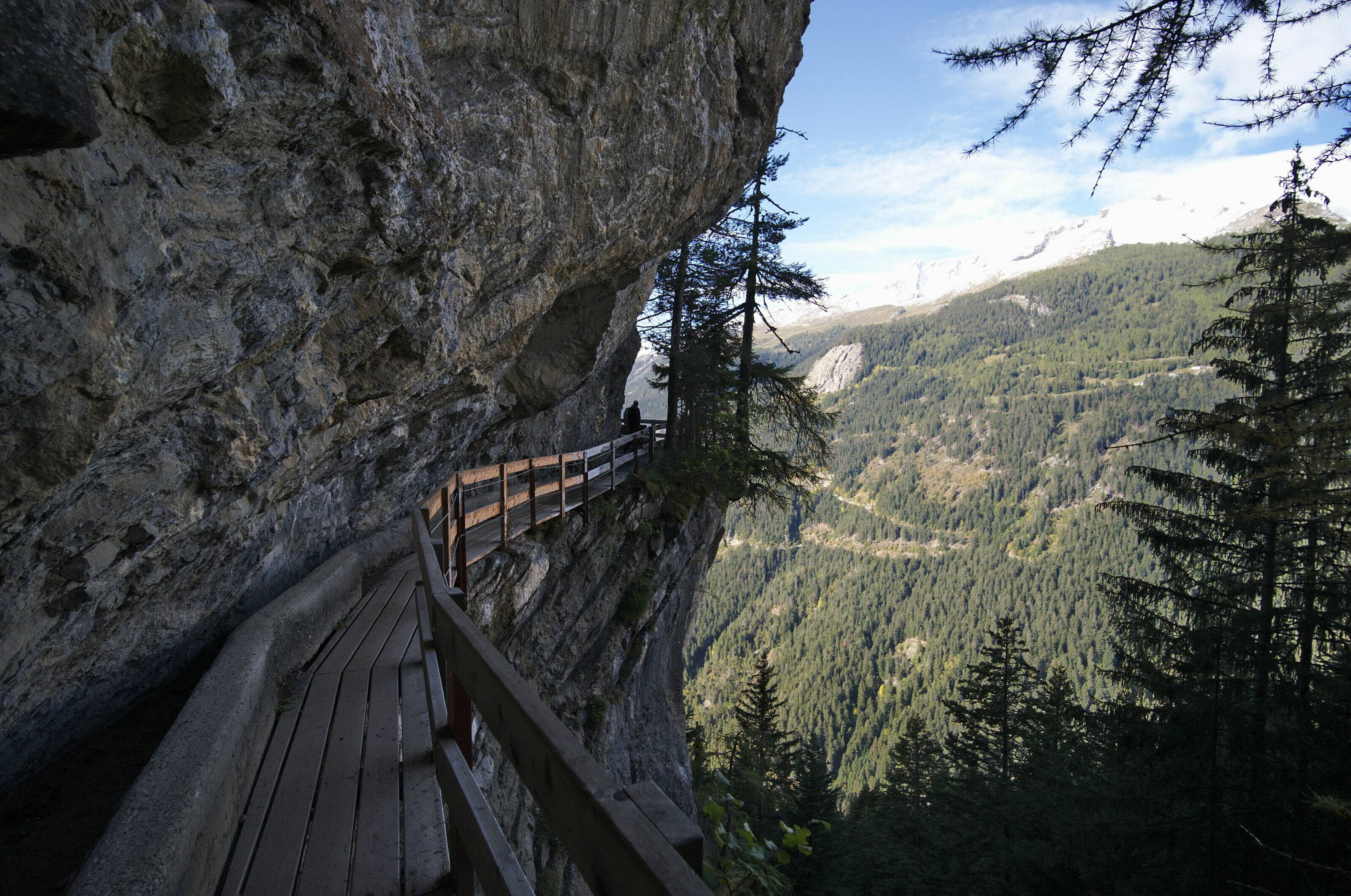Passerelle du Bisse du Ro