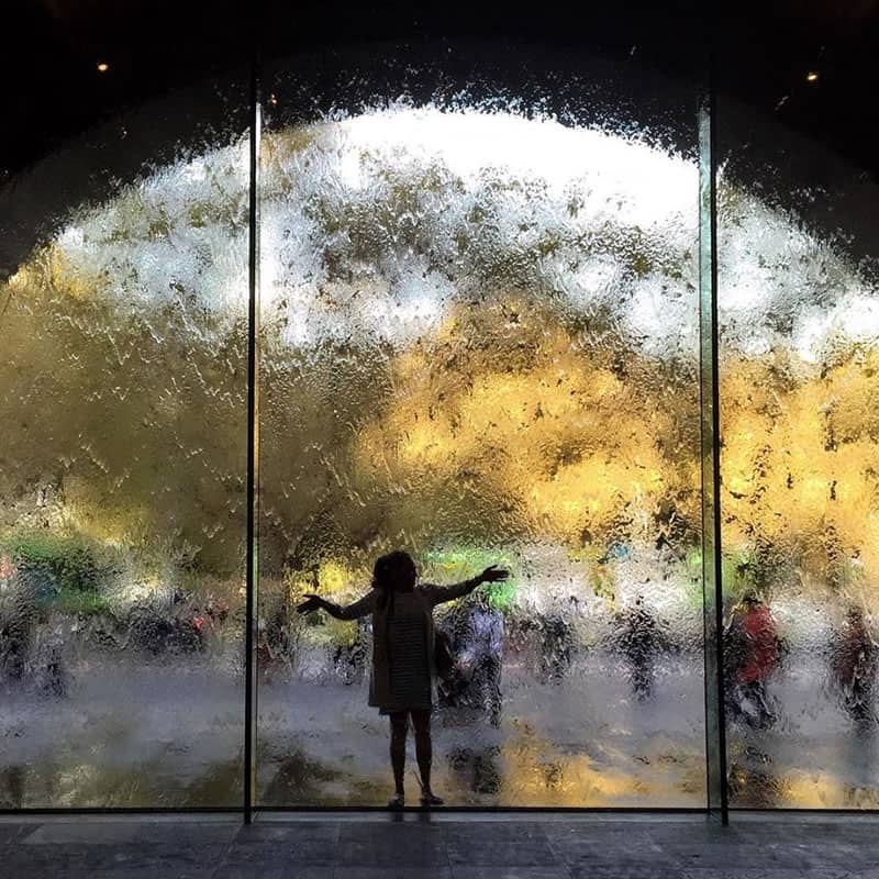 Window Waterfall