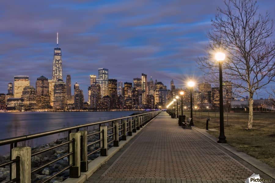 Iconic Skyline Views