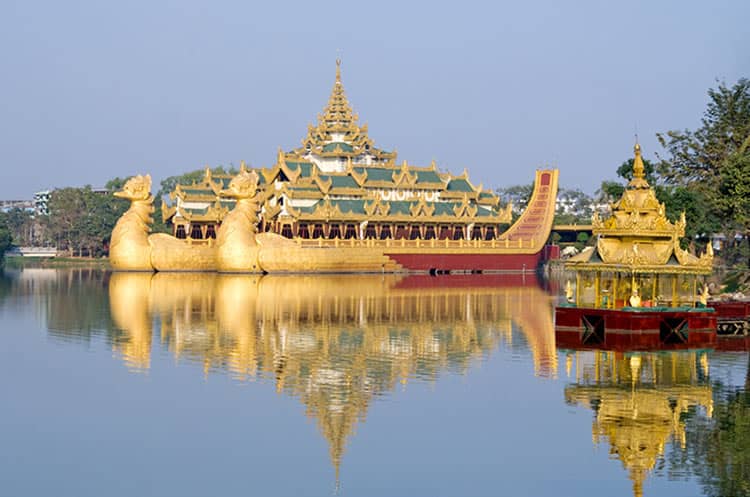 Kandawgyi Lake Views