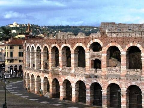 Proximity to Verona Attractions
