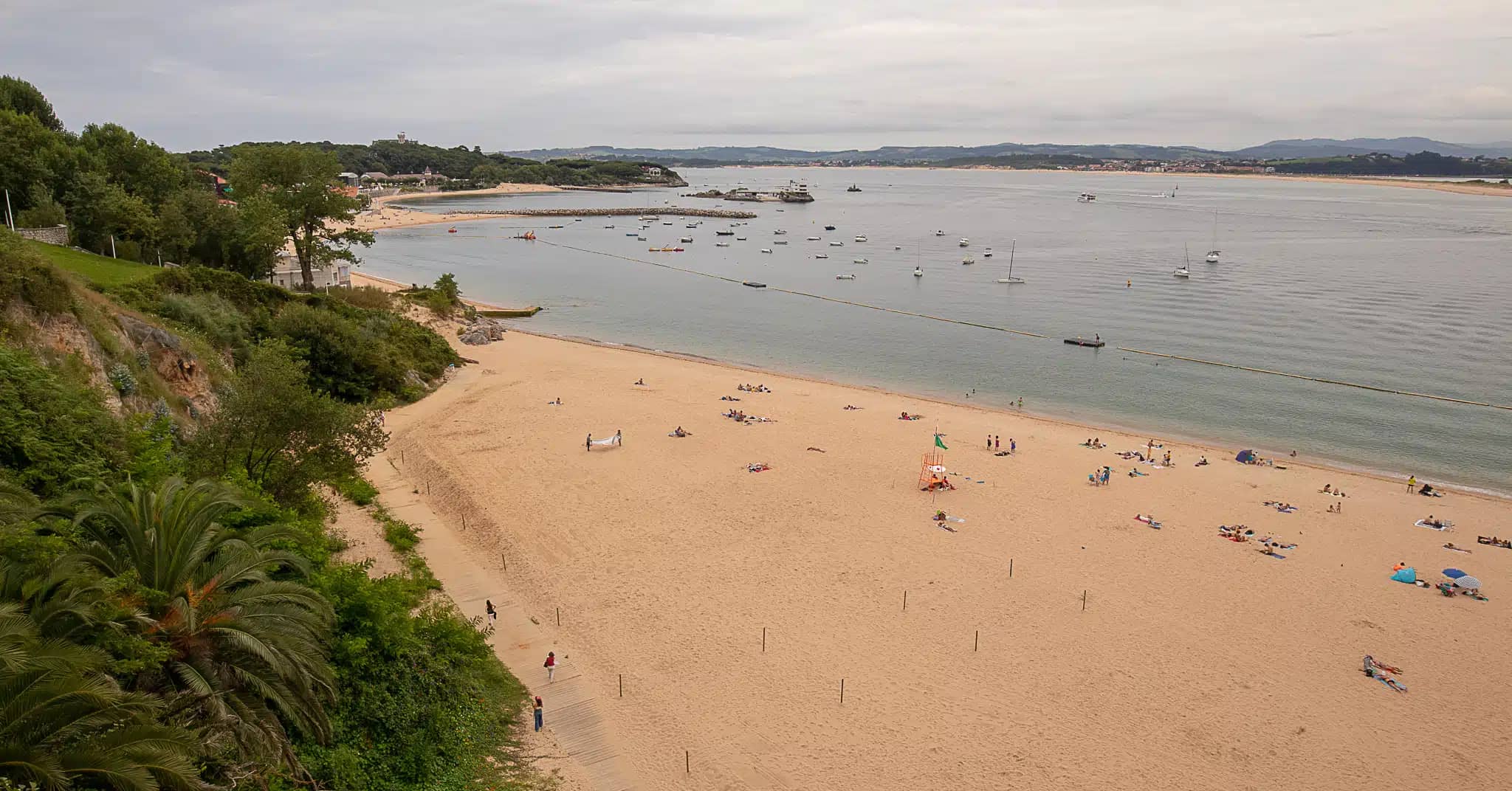 Playa de Peligros & La Magdalena